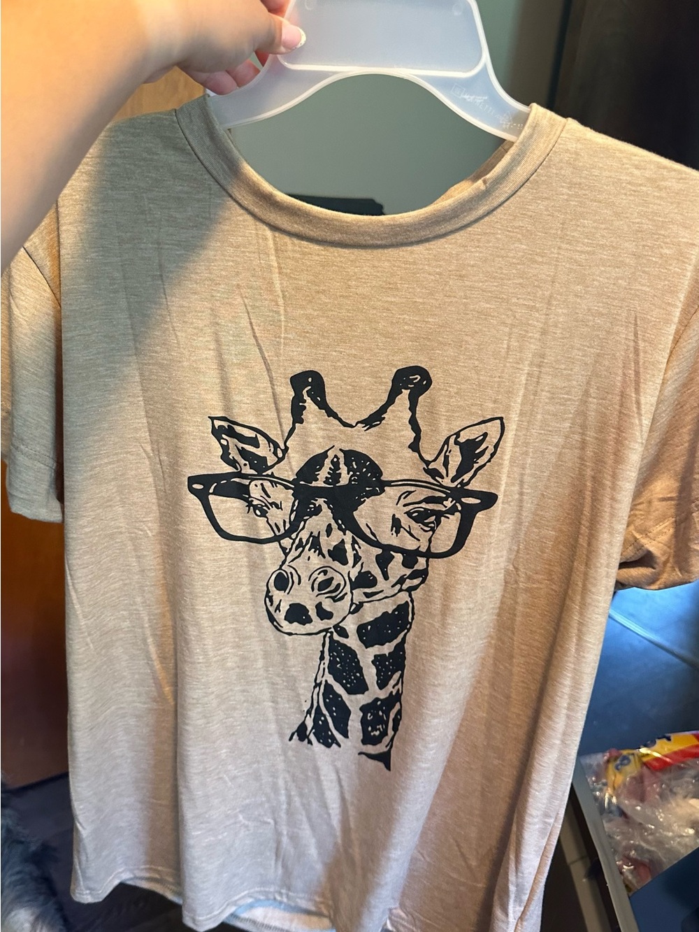 Beige Giraffe Graphic Short Sleeve Tee